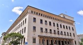  БНБ: Банките затягат всички условия по кредитите за фирми и домакинства 