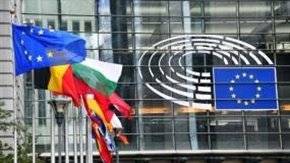  Лидерите на ЕС решават с колко да се намалят вредните емисии до 2030 година 