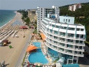 Чакаме 10 хил. работници за туризма от чужбина