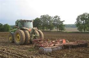 Областните дирекции Земеделие отговарят за регистрацията на агро техника