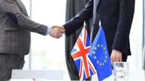  Лондон се кани да се измъкне от сделката за Брекзит: как реагира Брюксел 
