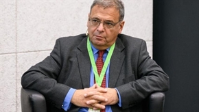  Юлиан Попов: Домакинство на Световната конференция за климата през 2024 г. ще е изключителна възможност за България
