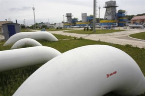 Договаряме 10-15 млрд. куб. м газ през Словакия за хъба край Варна
