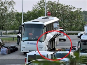 Бомбата в автобуса с българи не е терористичен акт