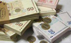 Достатъчно високи ли са заплатите в България? Вижте кой какви пари взима в различните области на страната!