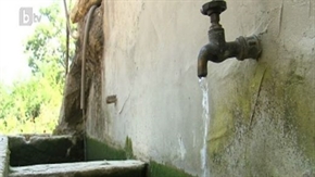 Радиоактивна вода пият в санданско село